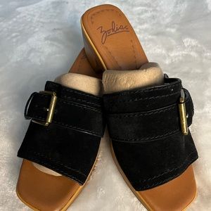 Zodiac Sandals NWOT